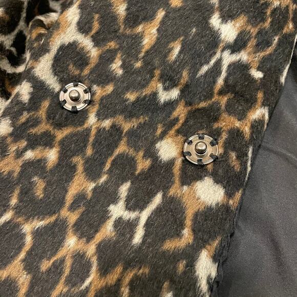 Luii XL Leopard Animal Print Jacket | French Boutique Style, Old Money, Snap NWT - Picture 8 of 12